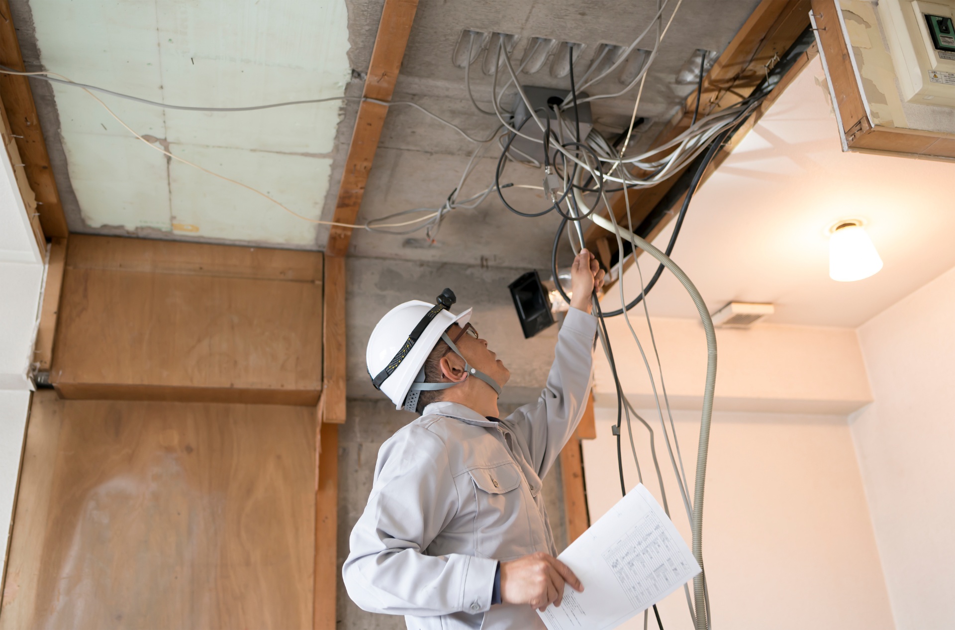電気・照明設備工事